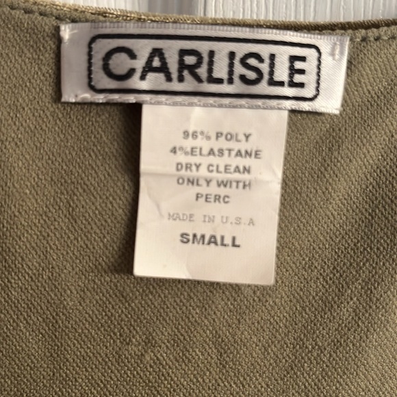 Fitted Ribbed Tank Top - Picture 2 of 3